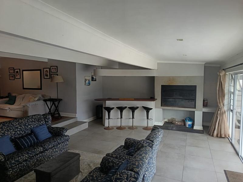 3 Bedroom Property for Sale in Newton Park Eastern Cape